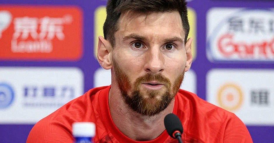 ভুল লেবেলের আড়ালে আসল সংবাদ: চীনের একুশটি অগ্নিনির্বাপণ যান, ইসলামাবাদের উনিশ বছরের শূন্যতা এবং তথ্য-যাচাইয়ের সংকট