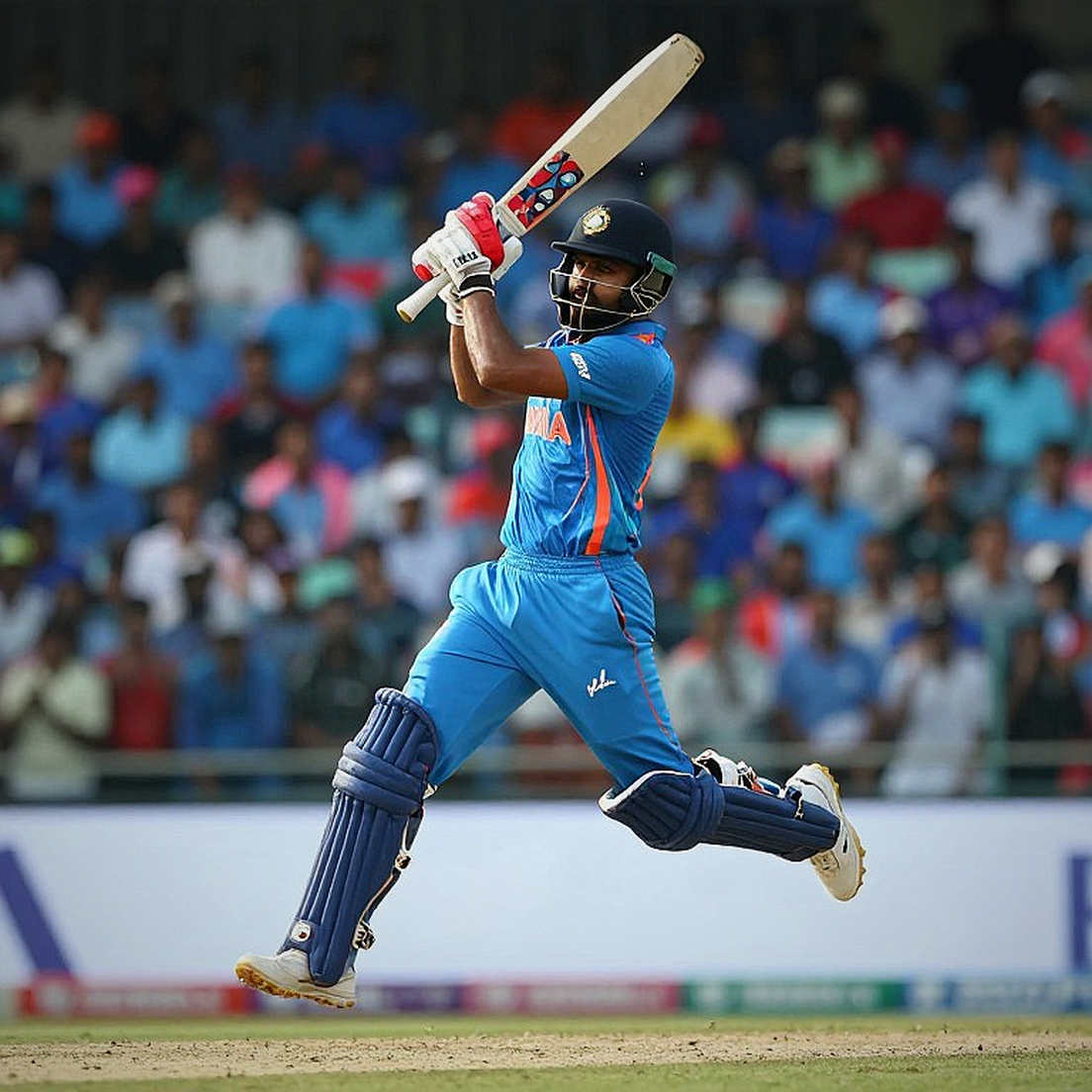 ফাতিমা সানার পার্থ স্কর্চার্স চুক্তি: ডেটার আয়নায় পাকিস্তানি নারী ক্রিকেটের সীমান্ত পারাপার