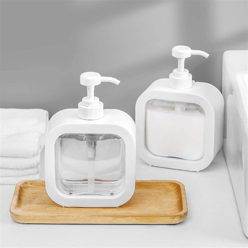 Soap Dispenser Bottle Portable Soap Dispenser Bottle Portable: 300/500ml Leak-Proof Pump - Filled with shampoo
